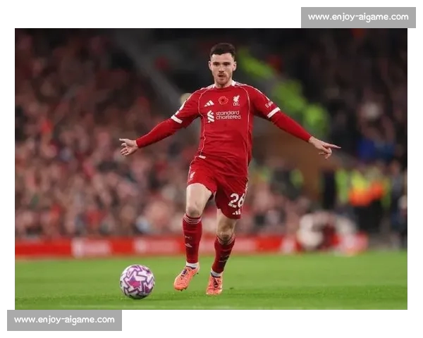 夸安萨：师从三巨头淬炼领袖与推进基因，利物浦青训新星解锁成长密码